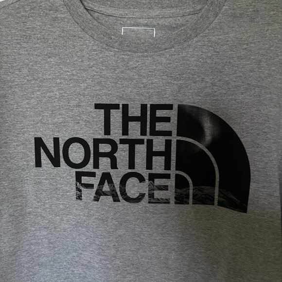 The North Face Women's Recycled Expedition Graphic LS Top - Picture 2 of 5